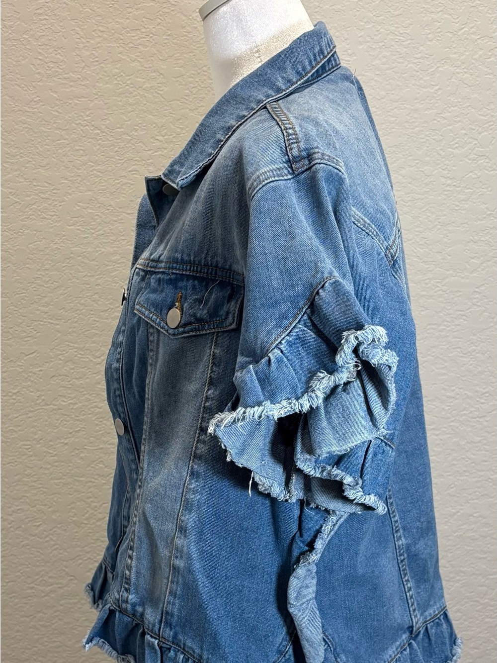Three Bird Nest Scottie Ruffle Denim Jacket S/M Cropped Boho Jean Jacket - Picture 4 of 12